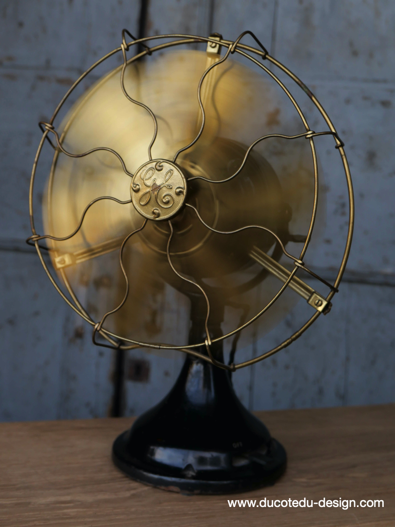 ANCIEN VENTILATEUR INDUSTRIEL VINTAGE/DECO (D'occasion) à Genève pour